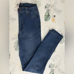 Famous fashion, nova jeans